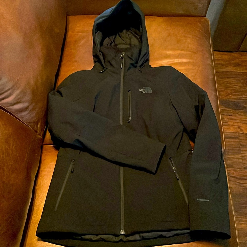 THE NORTH FACE Women's Apex Elevation 2.0 Jacket - TNF Black Size Medium
